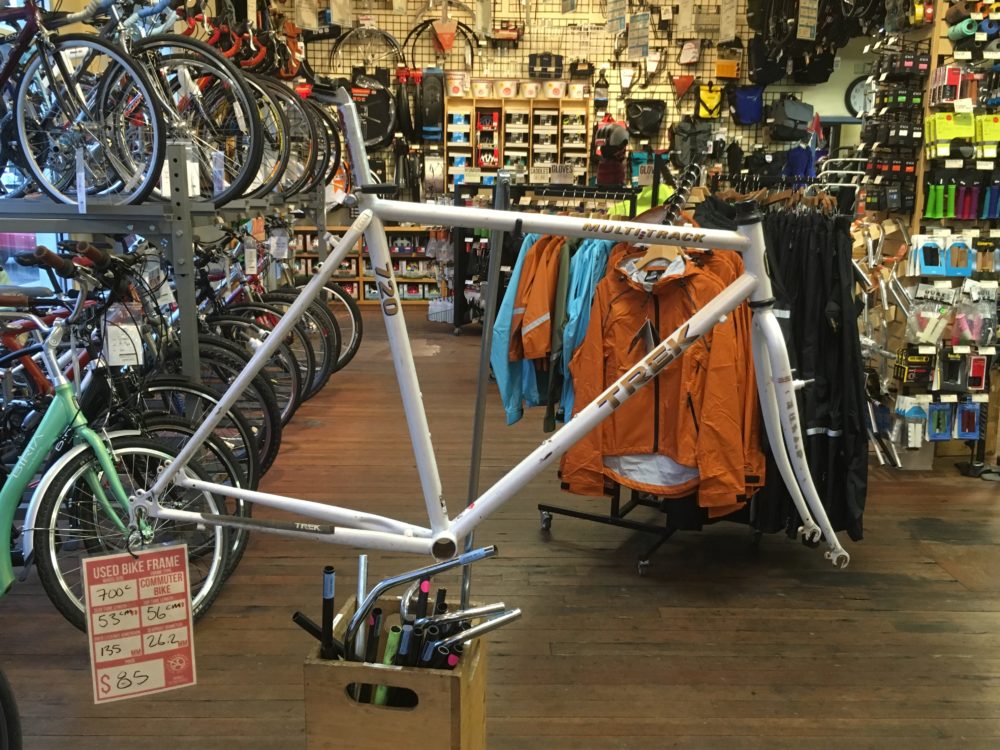 trek multitrack 700 white